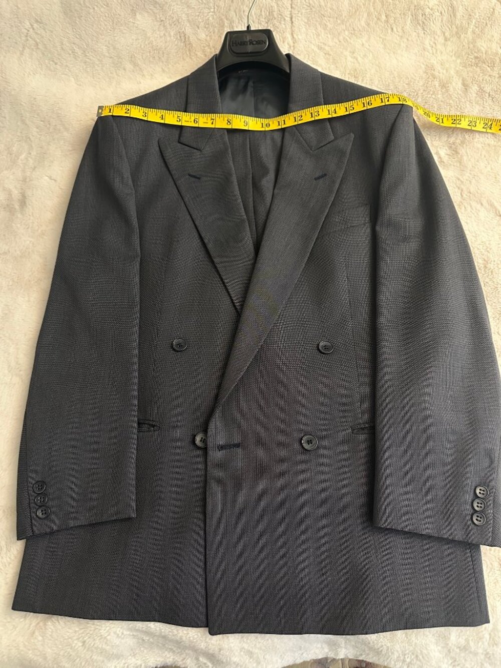 40-41 size R, high quality fabric from Italy Harry Rozen.  Another 1,000 dollar